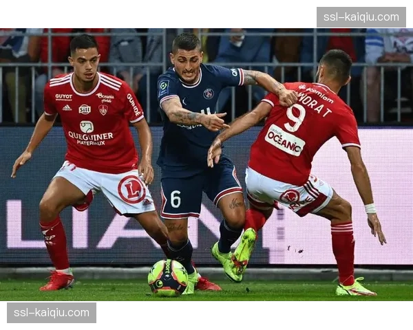 巴黎FC换帅如换刀，冬歇期引援成效显著保级形势好转